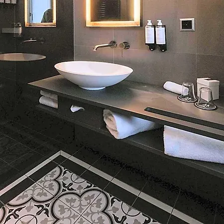 Royal St. Georges - Mgallery Collection Hotel