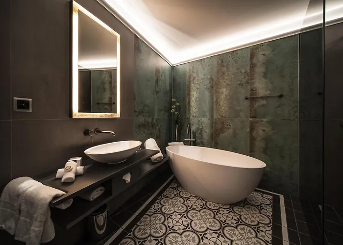 Royal St. Georges - Mgallery Collection Hotel